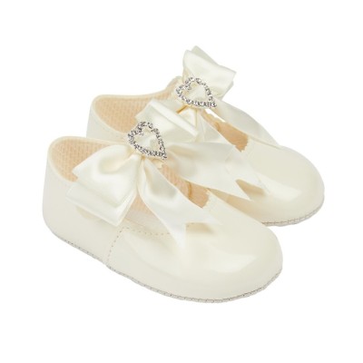 Baby Girls Bow & Diamante Heart Patent Pram Shoes "B062 Cream"